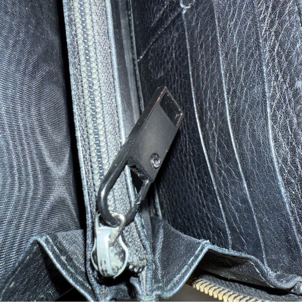 USED GUCCI Black Wallet - Picture 8 of 8